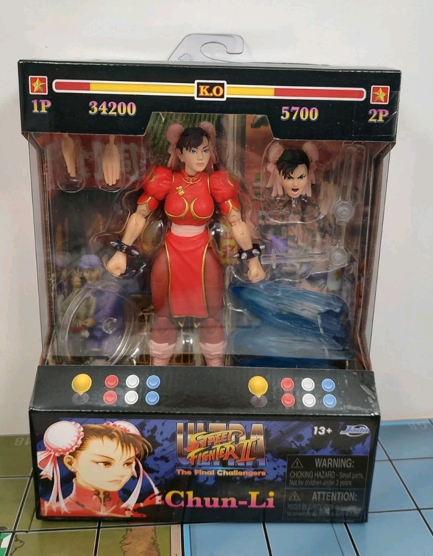 Jada Toys Ultra Street Fighter II: Chun-Li – Red Variant