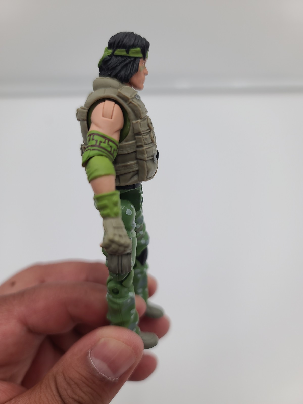 GI Joe Hasbro Pursuit of Cobra Spirit Iron Knife Toys R US TRU with card & stand