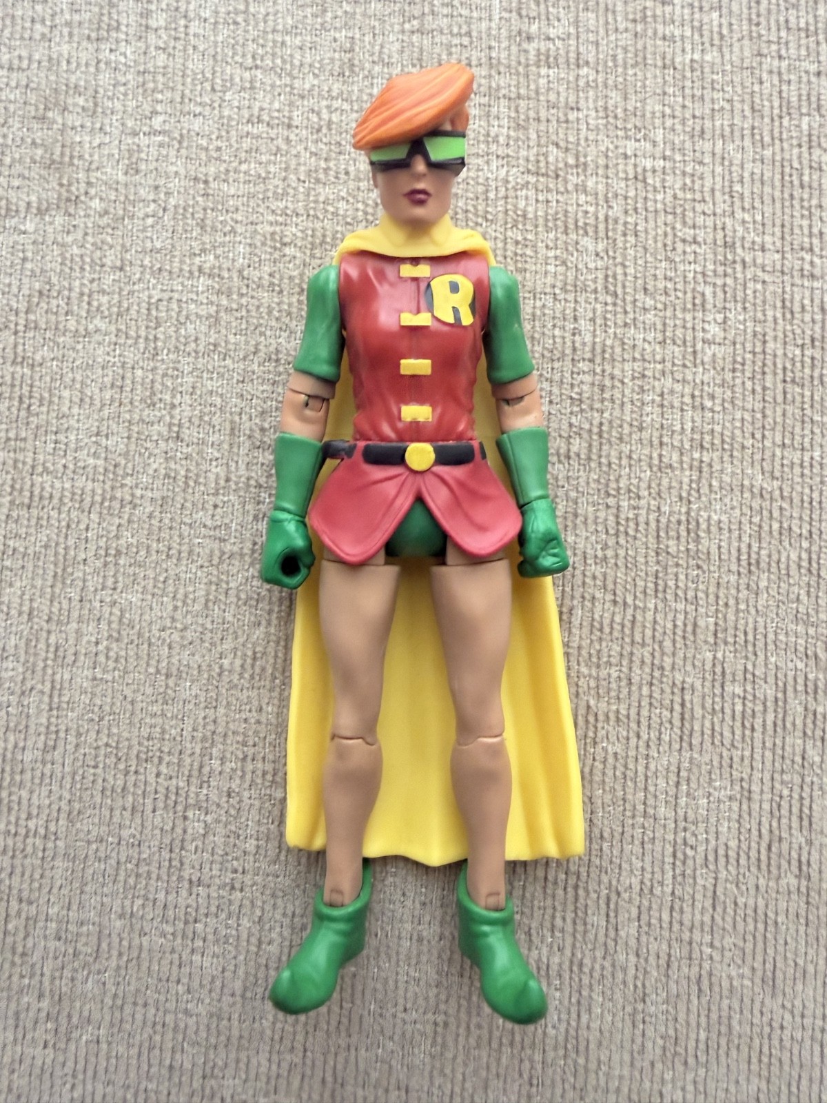 DC Universe The Dark Knight Returns Robin Carrie Kelley Action Figure