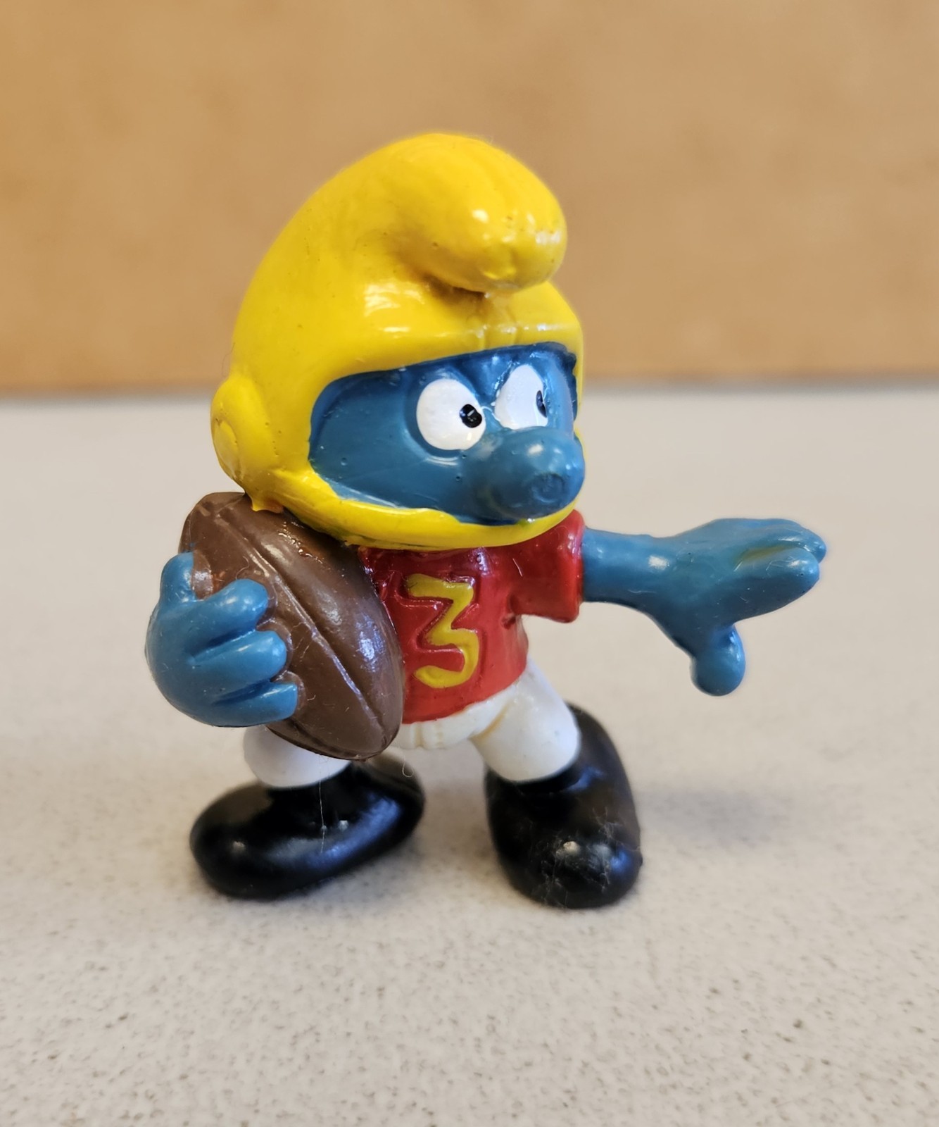 Vintage 1980s Schleich Peyo SMURFS Football QUARTERBACK SMURF Figure