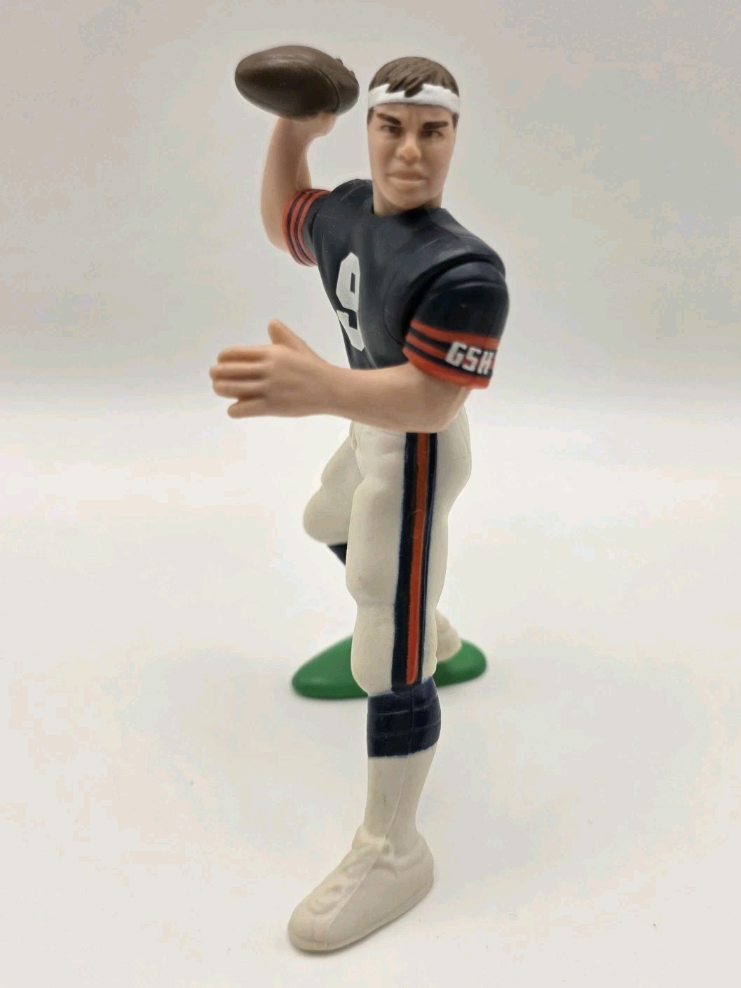 1988 Jim McMahon Chicago Bears NFL Action Figure Toy 4 inches Tall