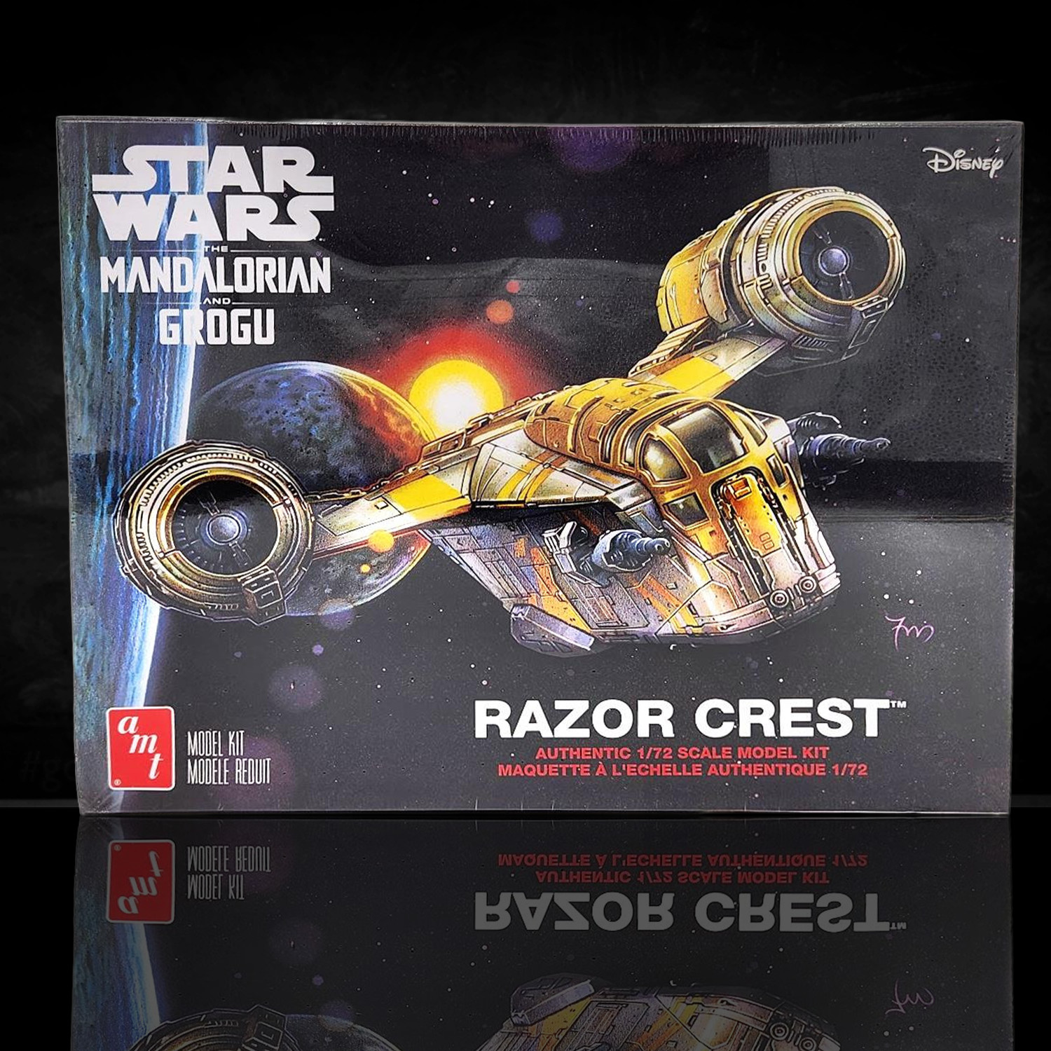 The Mandalorian & Grogu Razor Crest 1/72 Scale Model Kit Star Wars AMT