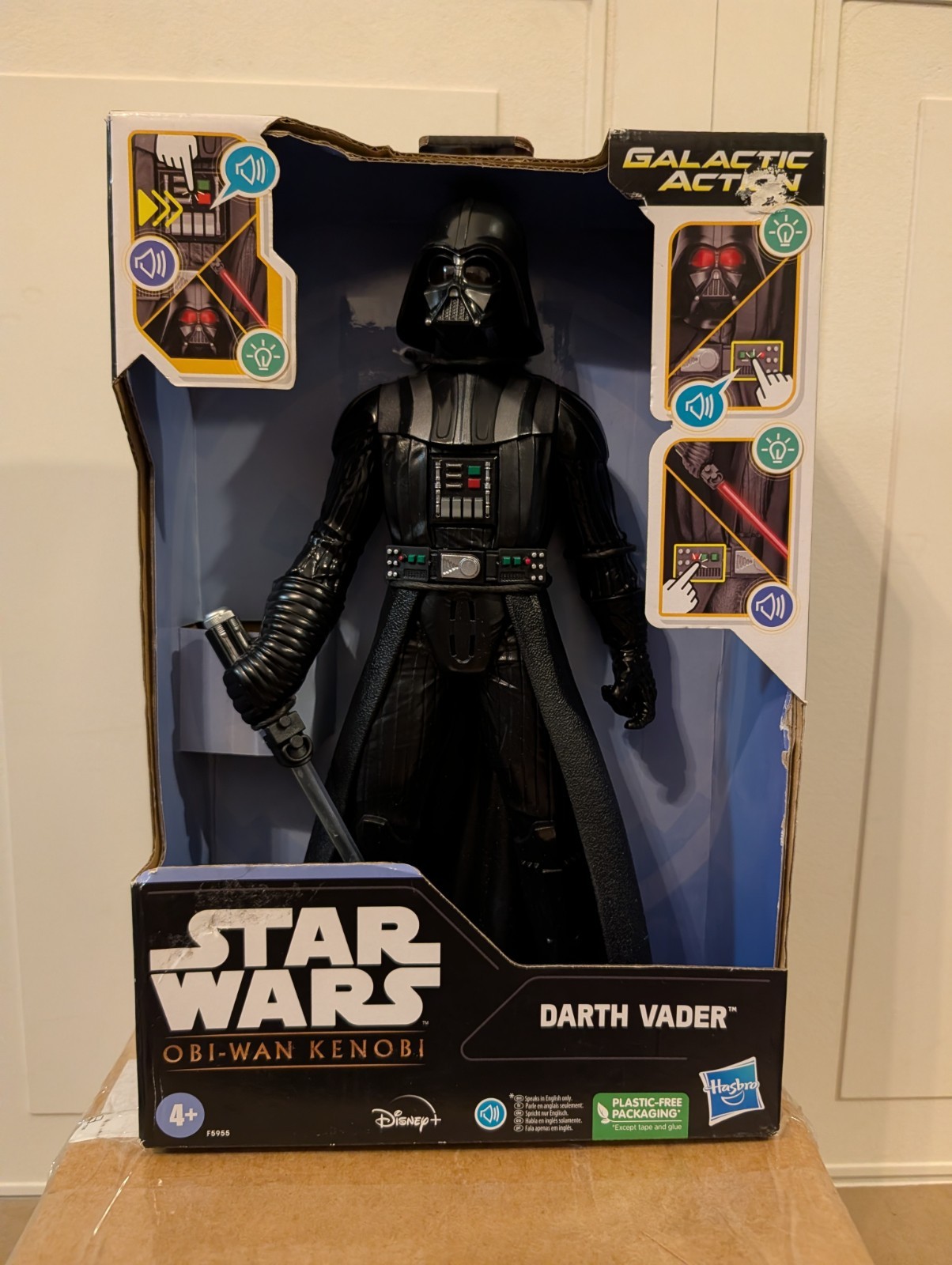 STAR WARS – GALACTIC ACTION DARTH VADER – Electronic 12-inch Action Figure NIB