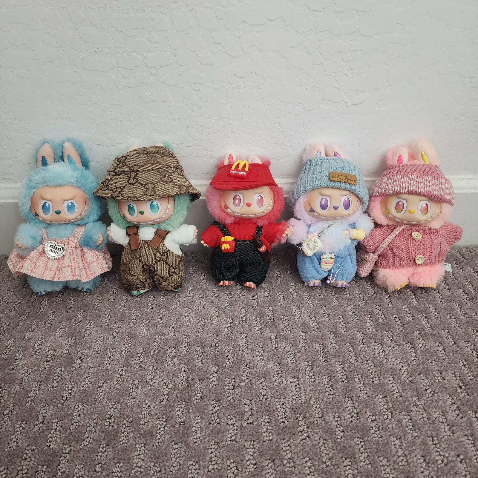 LOT of 5 POPMART Labubu the monsters Big into Energy