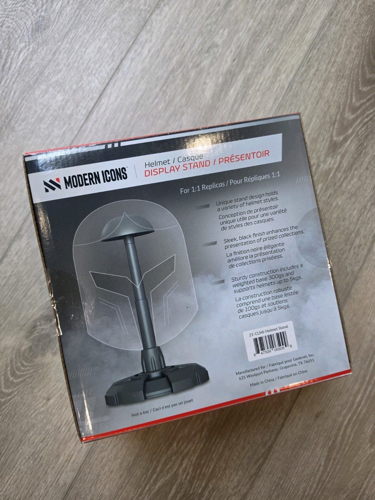 MODERN ICONS HELMET DISPLAY STAND NEW IN BOX