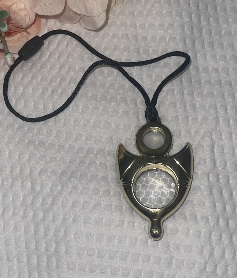 Vintage Power Ranger Crystal Necklace 1995 Plastic Clear Jewel Saban