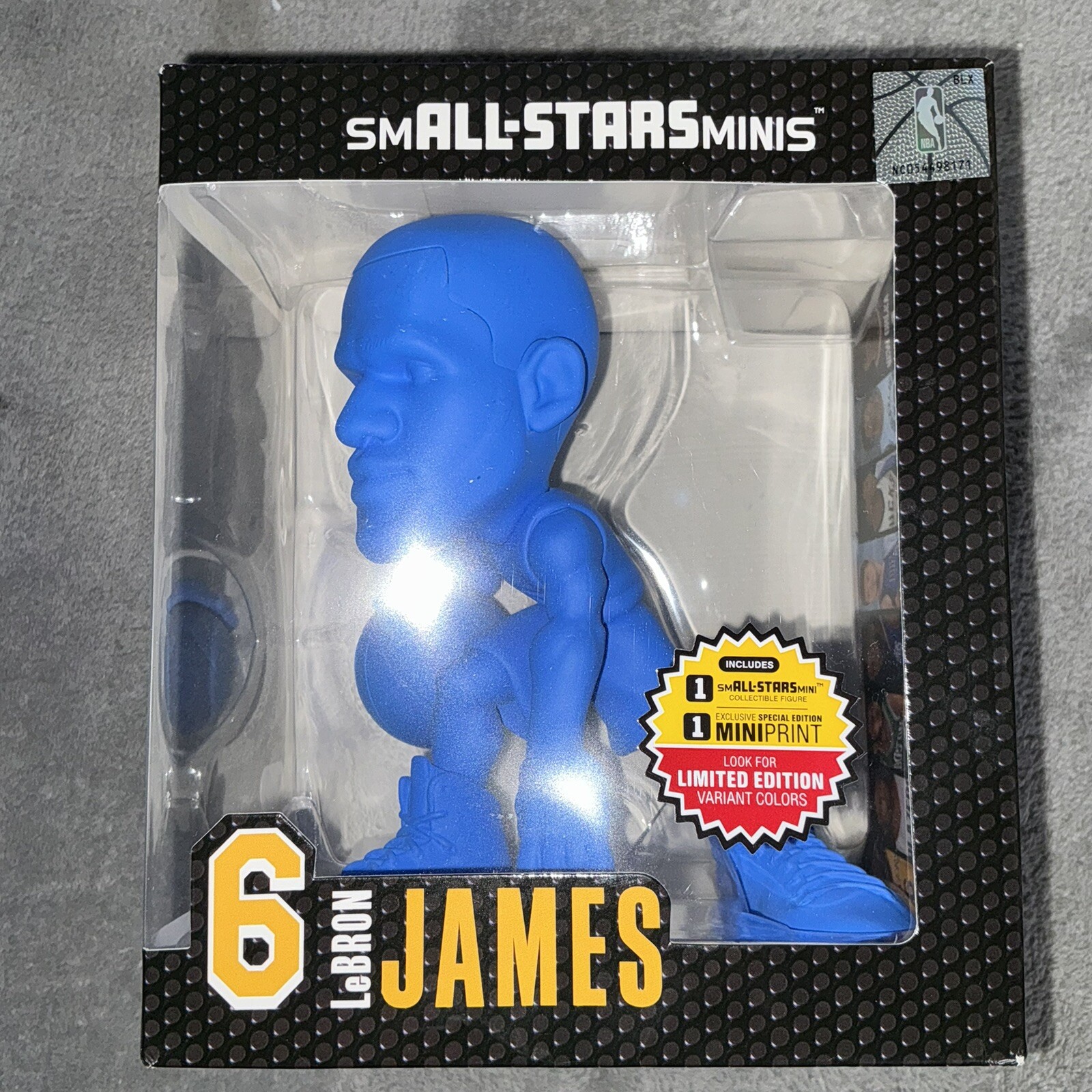 2022 NBA Small Star Minis Lebron James Los Angeles Lakers Blue Variant 6″