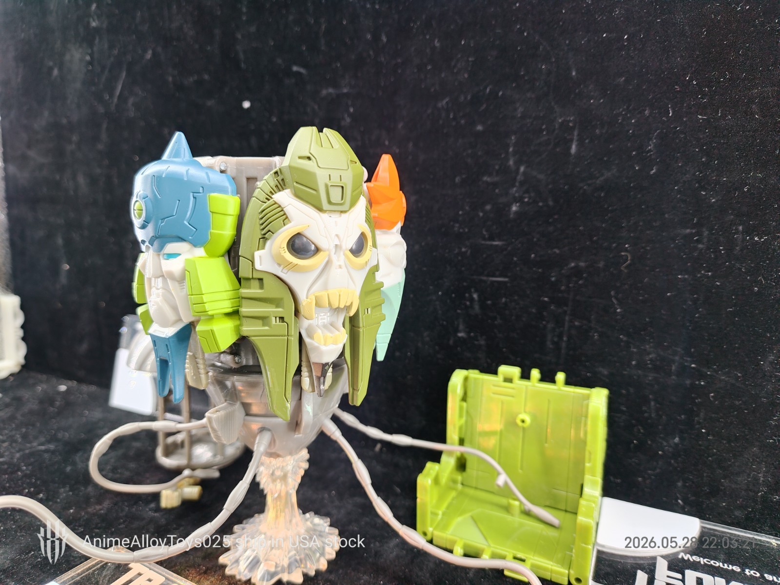 Transformers War for Cybertron Earthrise Voyager Quintesson Judge USAship