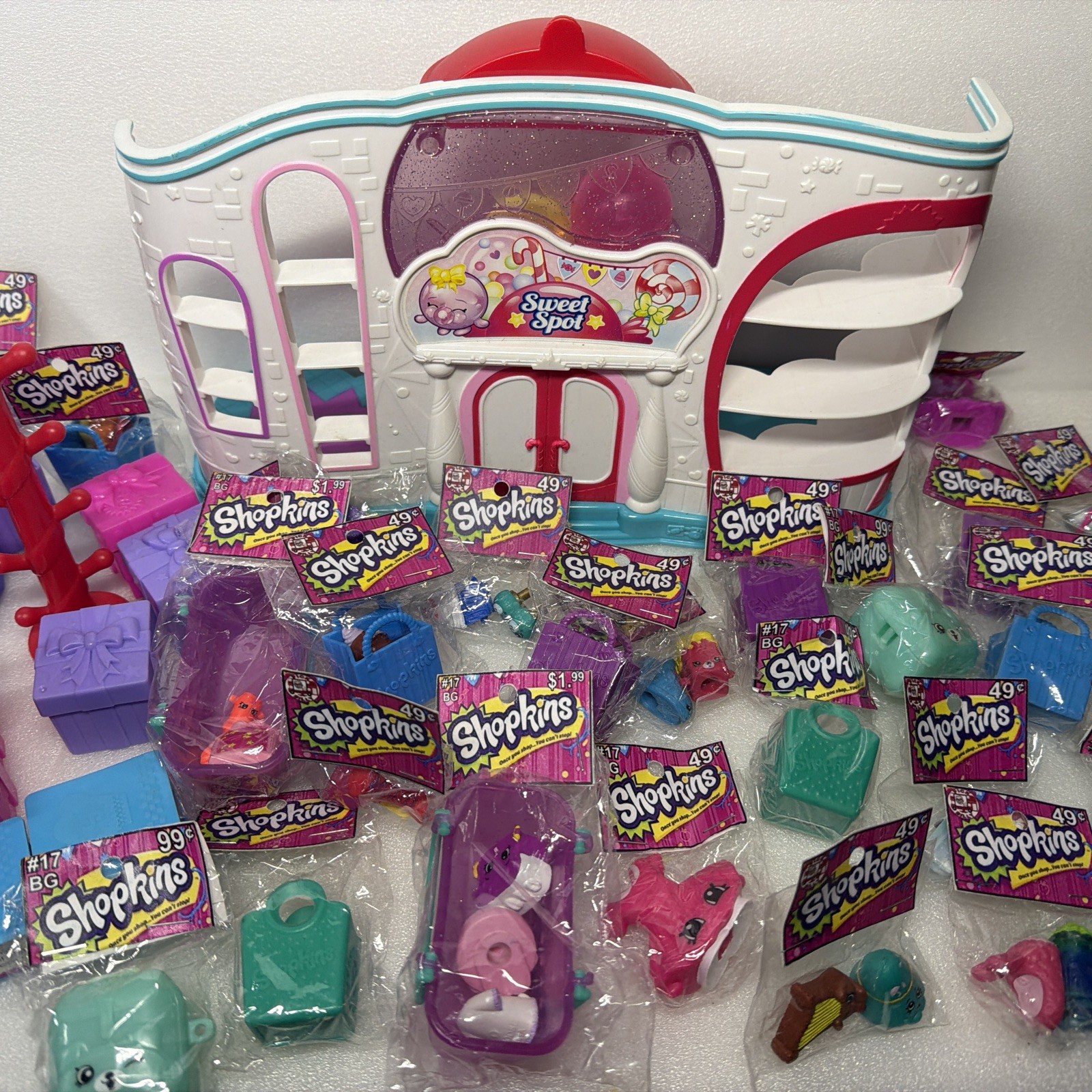 Shopkins Sweet Spot Food Fair Playset Gumball Machine Plus Several Figures More