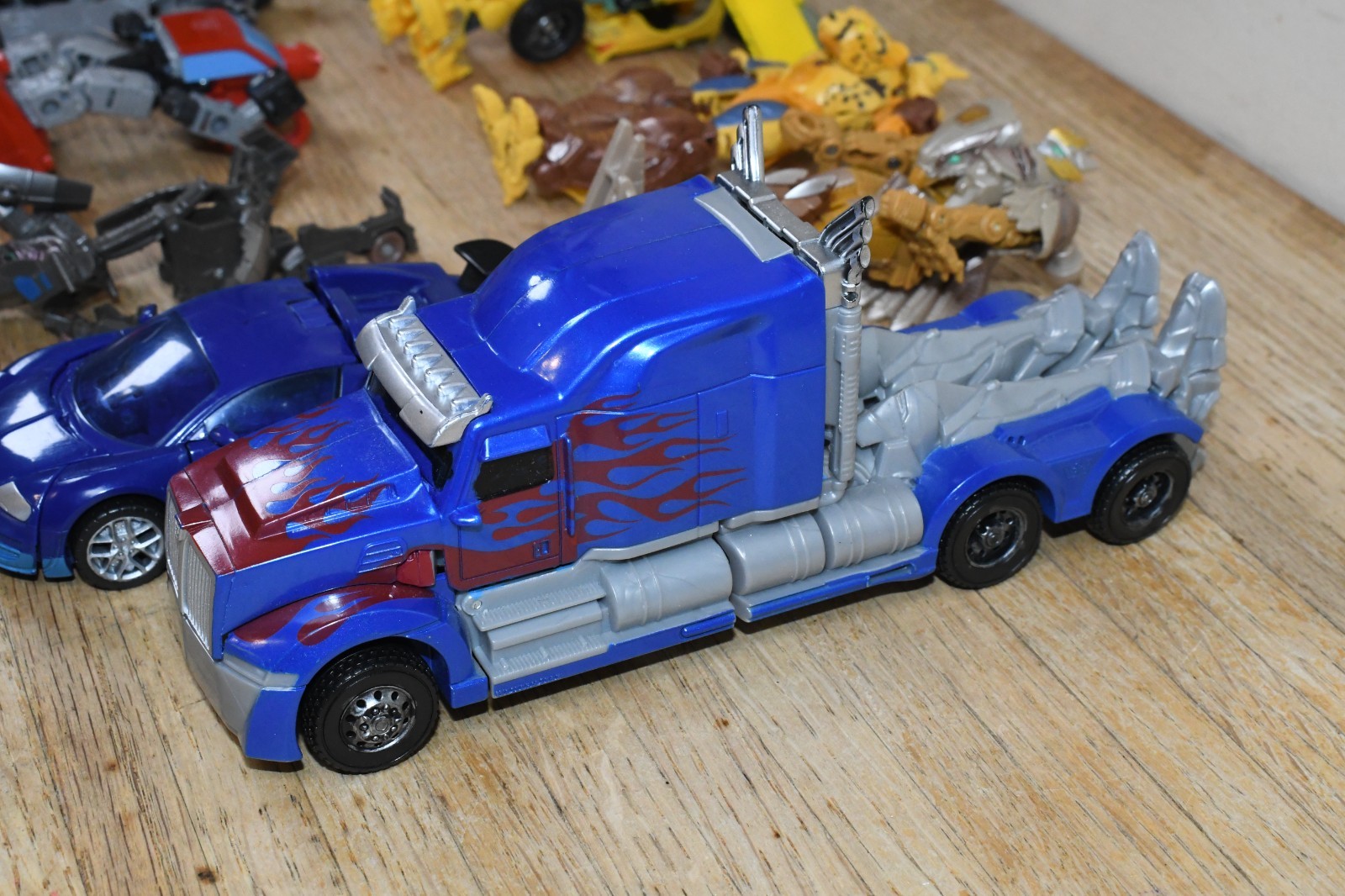 LOT of 10 Transformers Action Figures Hasbro SEE PICTURES Pre-Owned