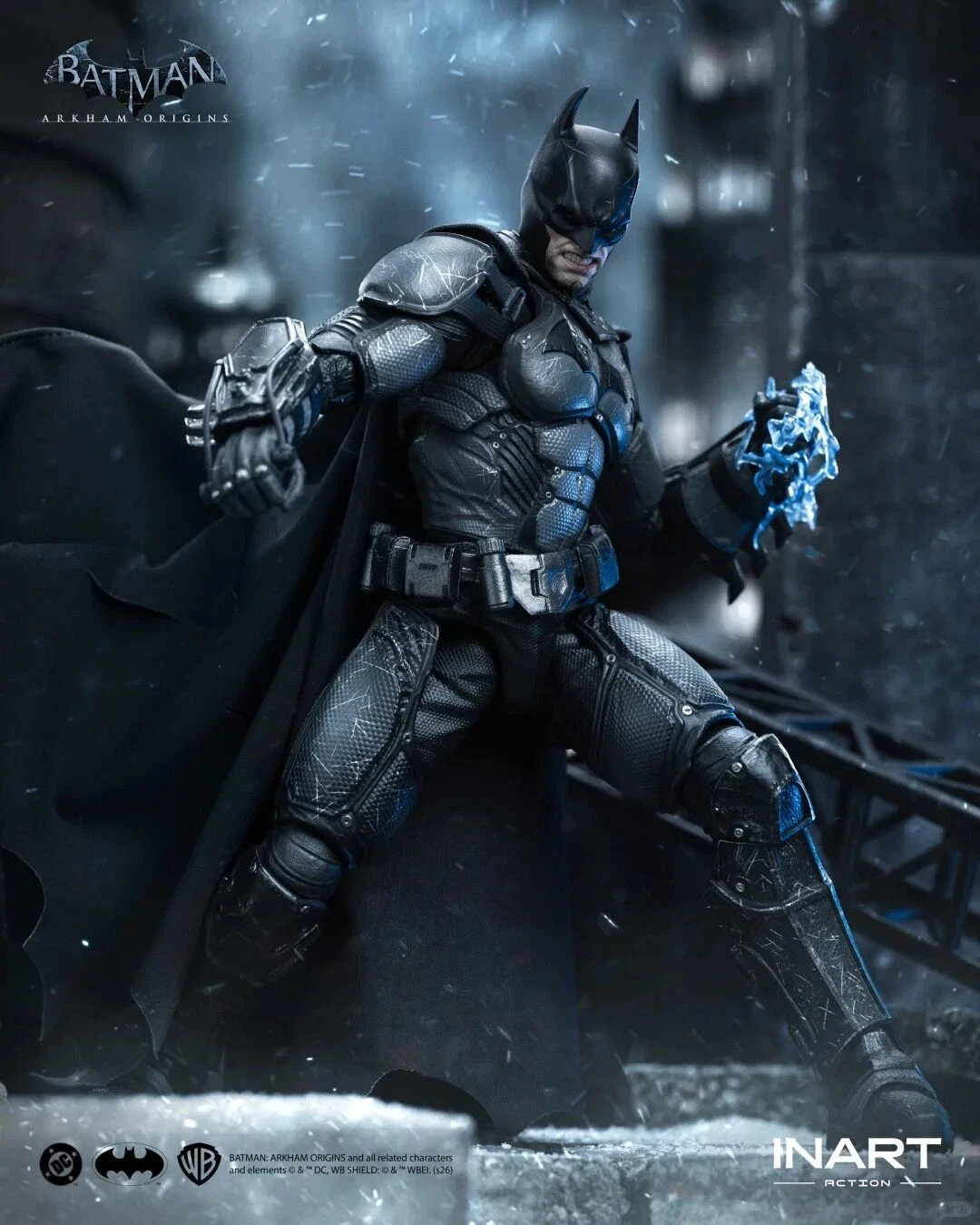 INART Batman Arkham Origins Battle Damaged 1/12 Figure DC Action Figure In Hand