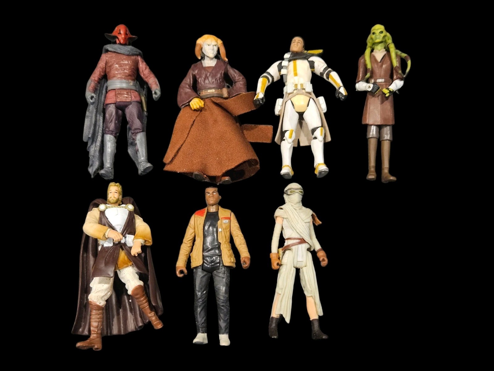 Lot Of 7 Mixed Years Star Wars 3.75” Figures Clone Wars Etc
