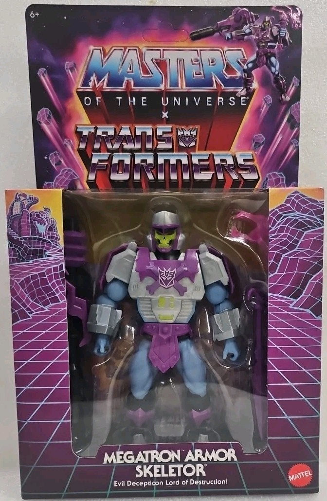 Masters of the Universe X Transformers Megatron Armor Skeletor Action Figure NIB