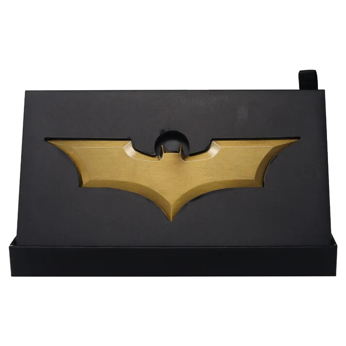 DC Comics Batman Limited Edition The Dark Knight Replica Batarang RARE LE