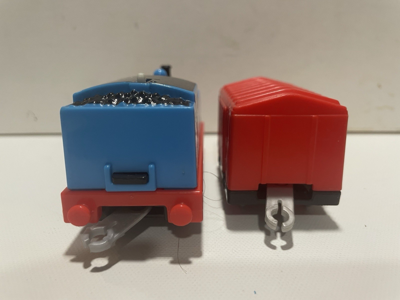 Thomas & Friends 2013 Trackmaster Sparks Detail Thomas w/ Red Van (Works!)