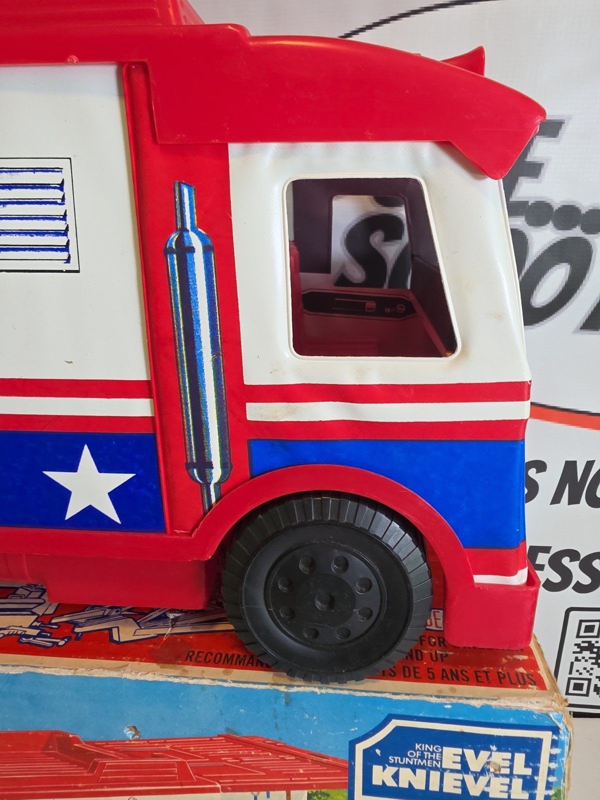 Original Evel Knievel Scramble Van Ideal Toy Corp. 1973 Box & Instructions