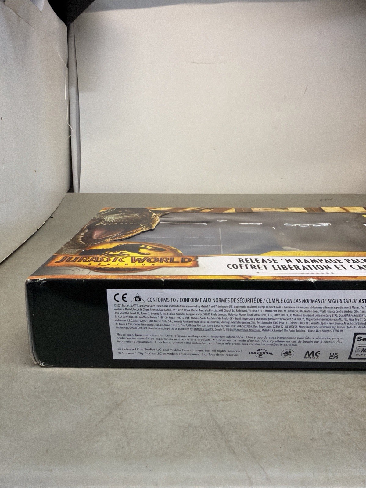 NEW 2022 Jurassic World Dominion RELEASE ‘N RAMPAGE PACK Atrociraptor & Soyona