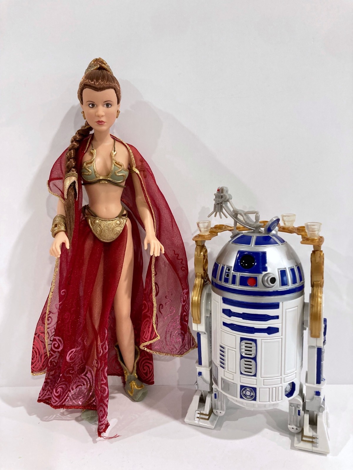 Fao Schwarz Limited Edition Star Wars Princess Leia as Slave & R2-D2 12″ Figure