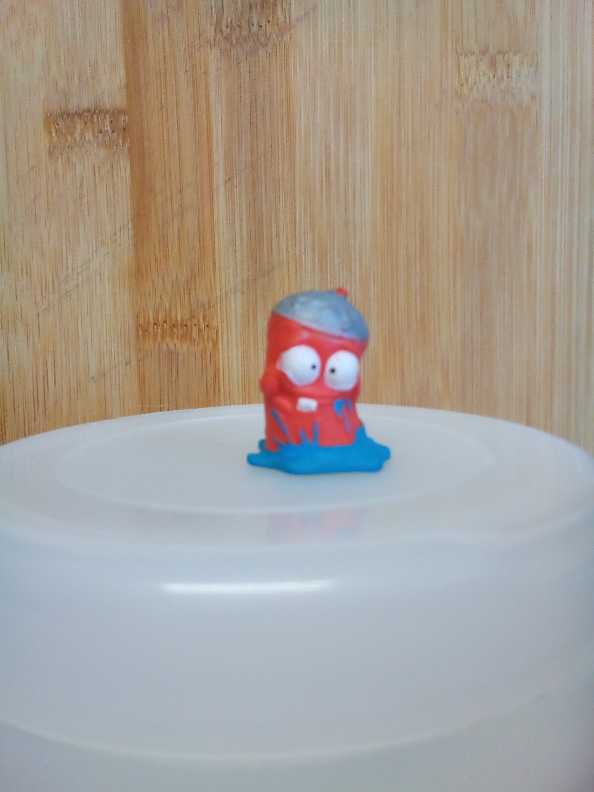New The Grossery Gang Series 2 Red Splodgy Spray Can