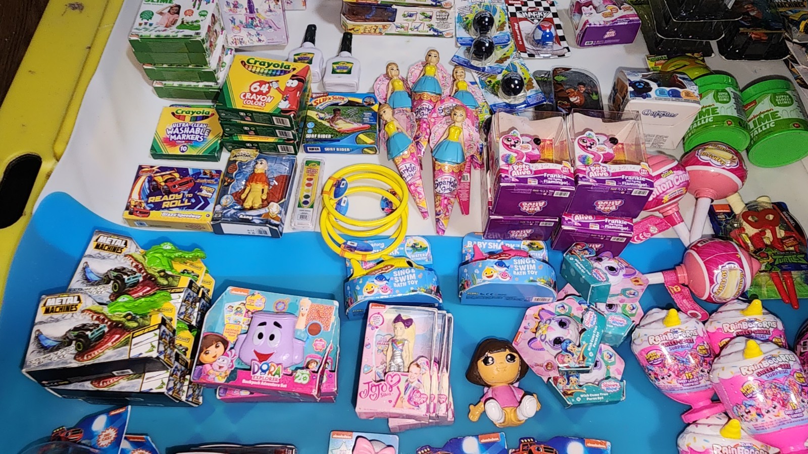 ZURU Toys Series 1 5 Surprise Mini Brands Mixed Lot