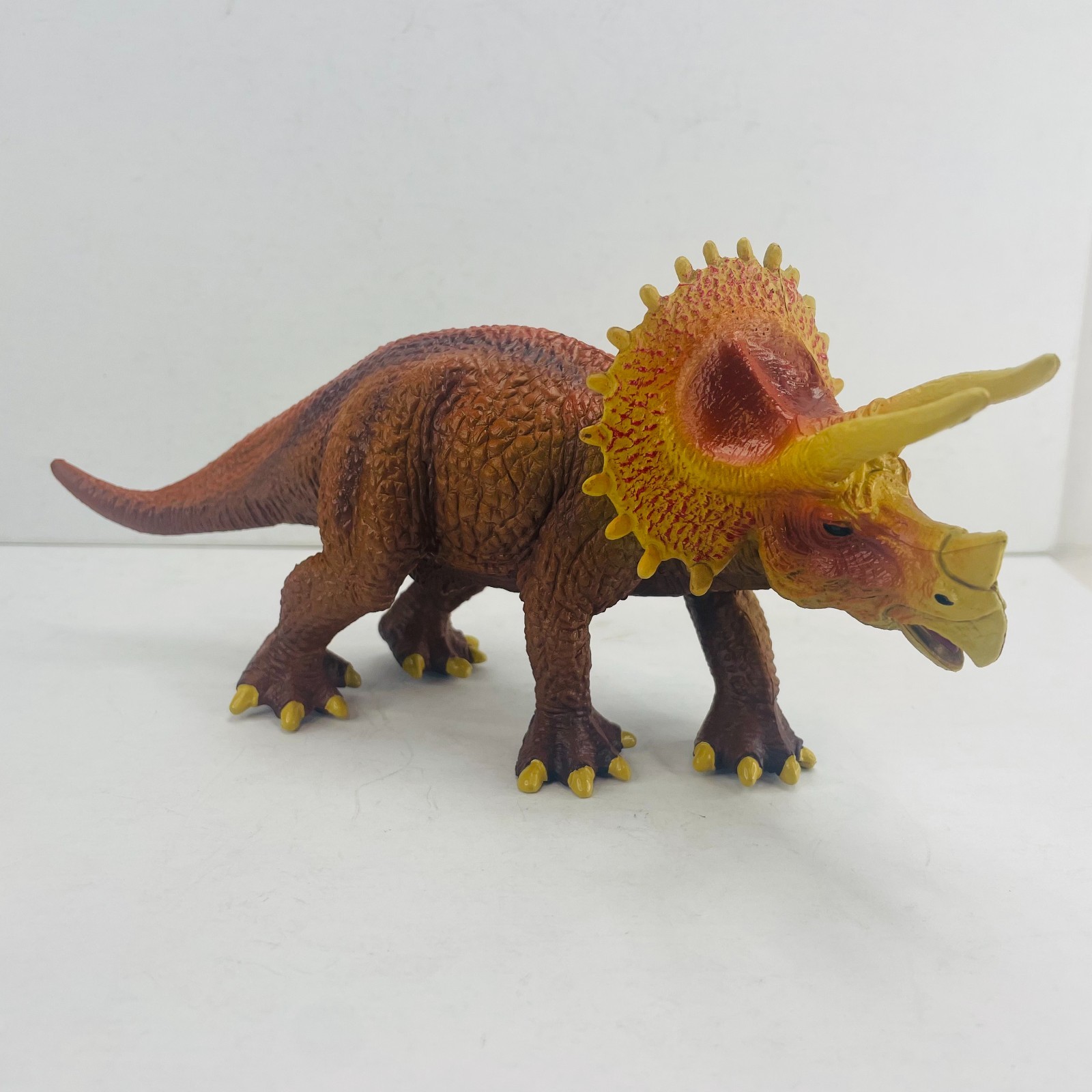 Jurassic Realistic Model Pentaceratops Triceratops Horned Dinosaur Figure Toy