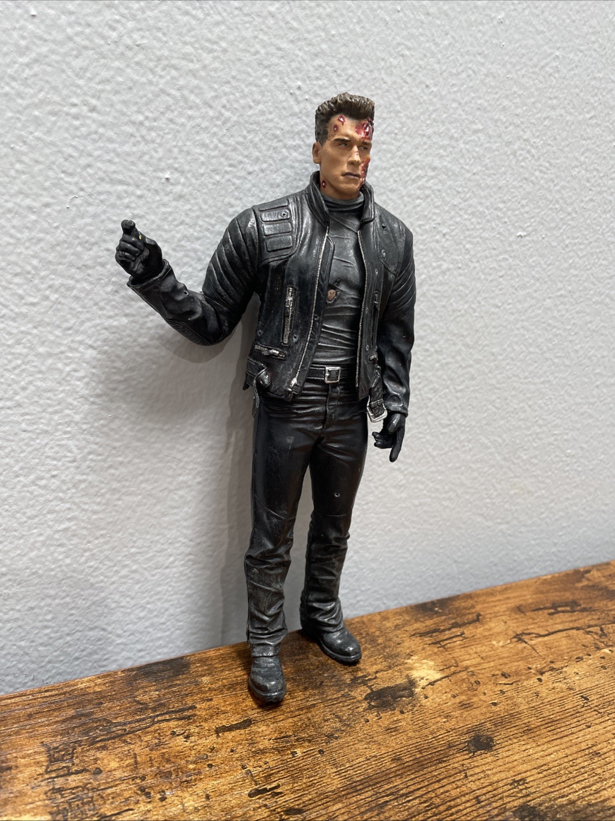 Terminator T-800 Figure Arnold Schwarzenegger Action figure 7”