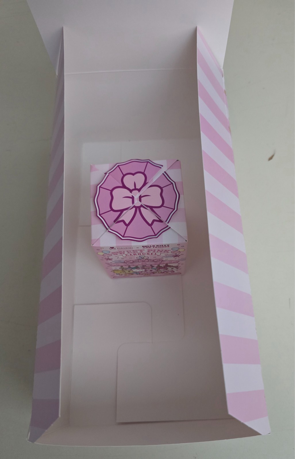 tokidoki x Hello Kitty & Friends Sweet Pink Carousel *1-Blind Box SDCC + Display
