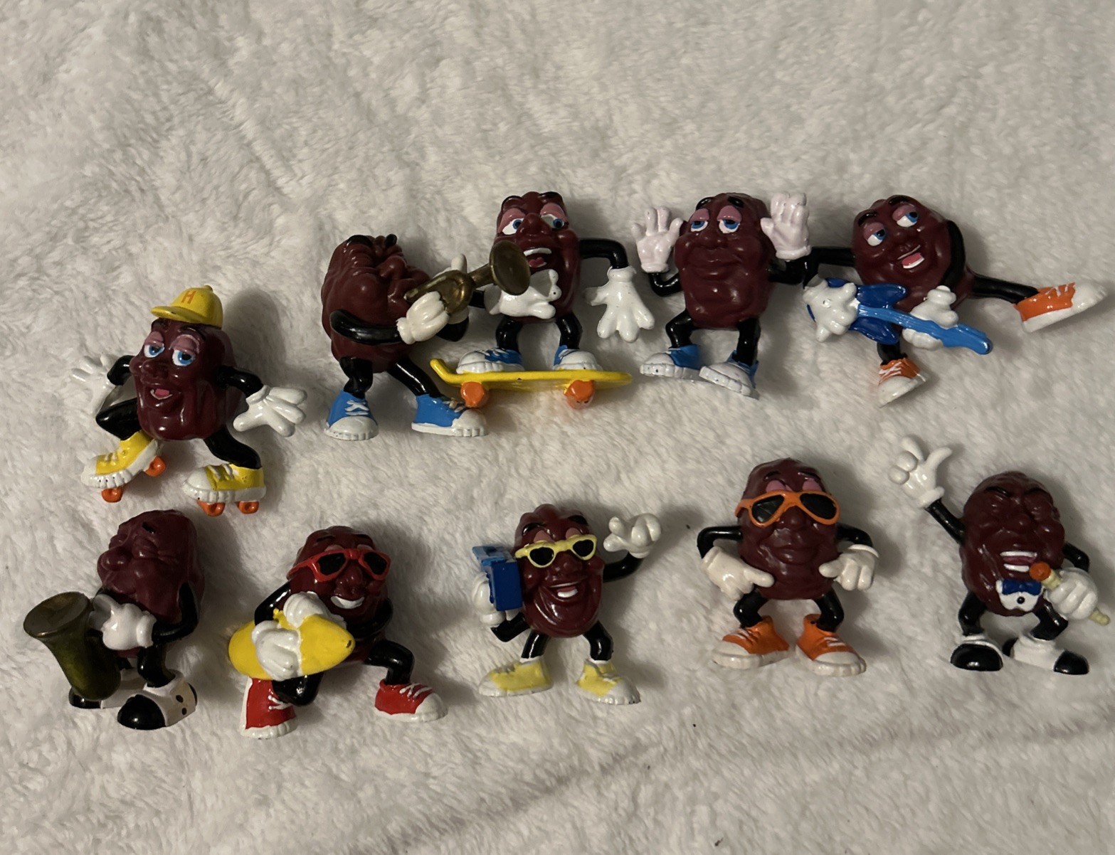 Lot Of 10 California Raisin PVC Figures Roller Skates Guitar Skateboard Trumpet