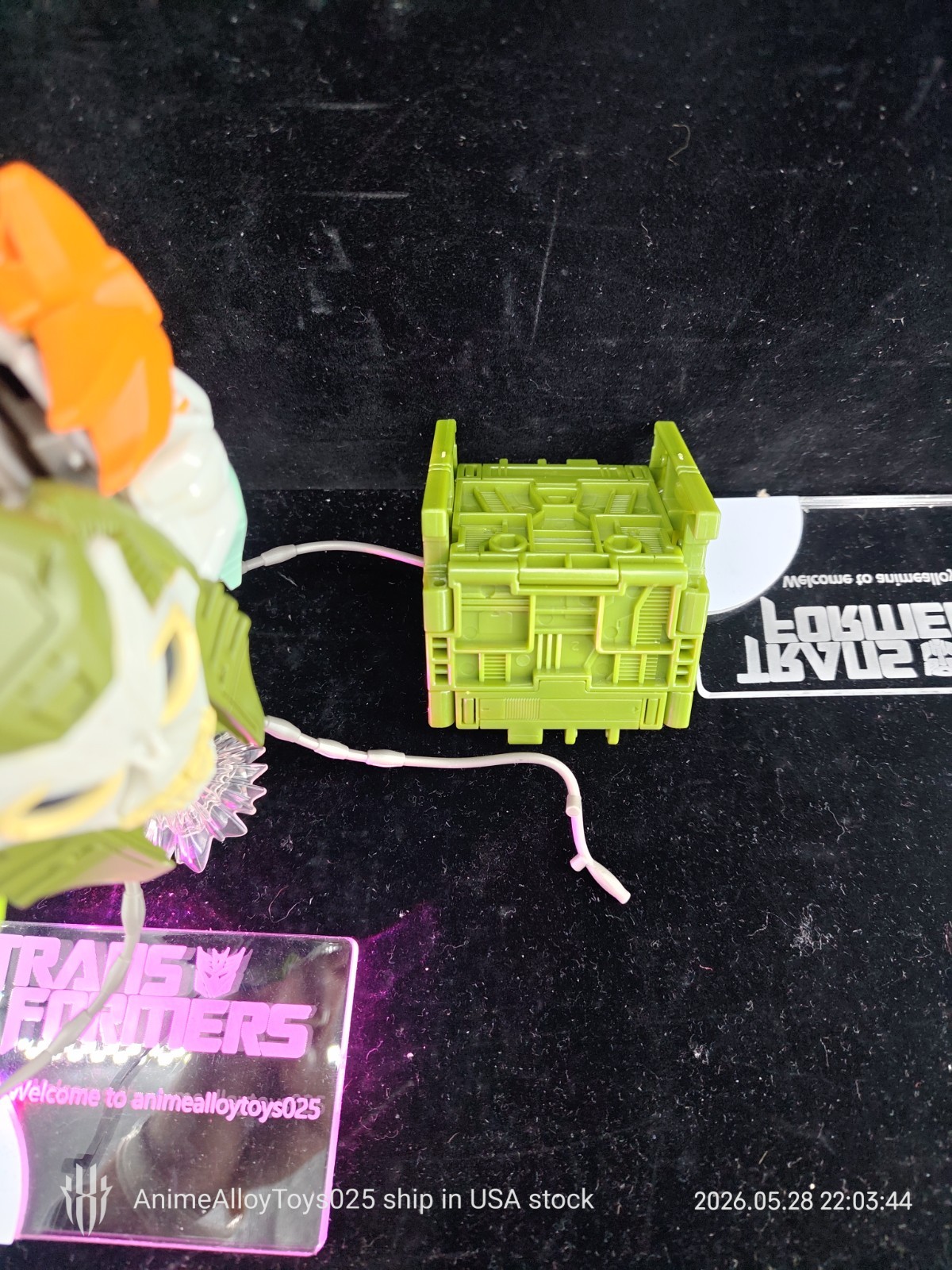 Transformers War for Cybertron Earthrise Voyager Quintesson Judge USAship