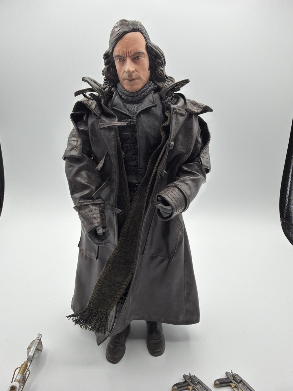 2004 Sideshow Hugh Jackman As Van Helsing 12″ Figure loose