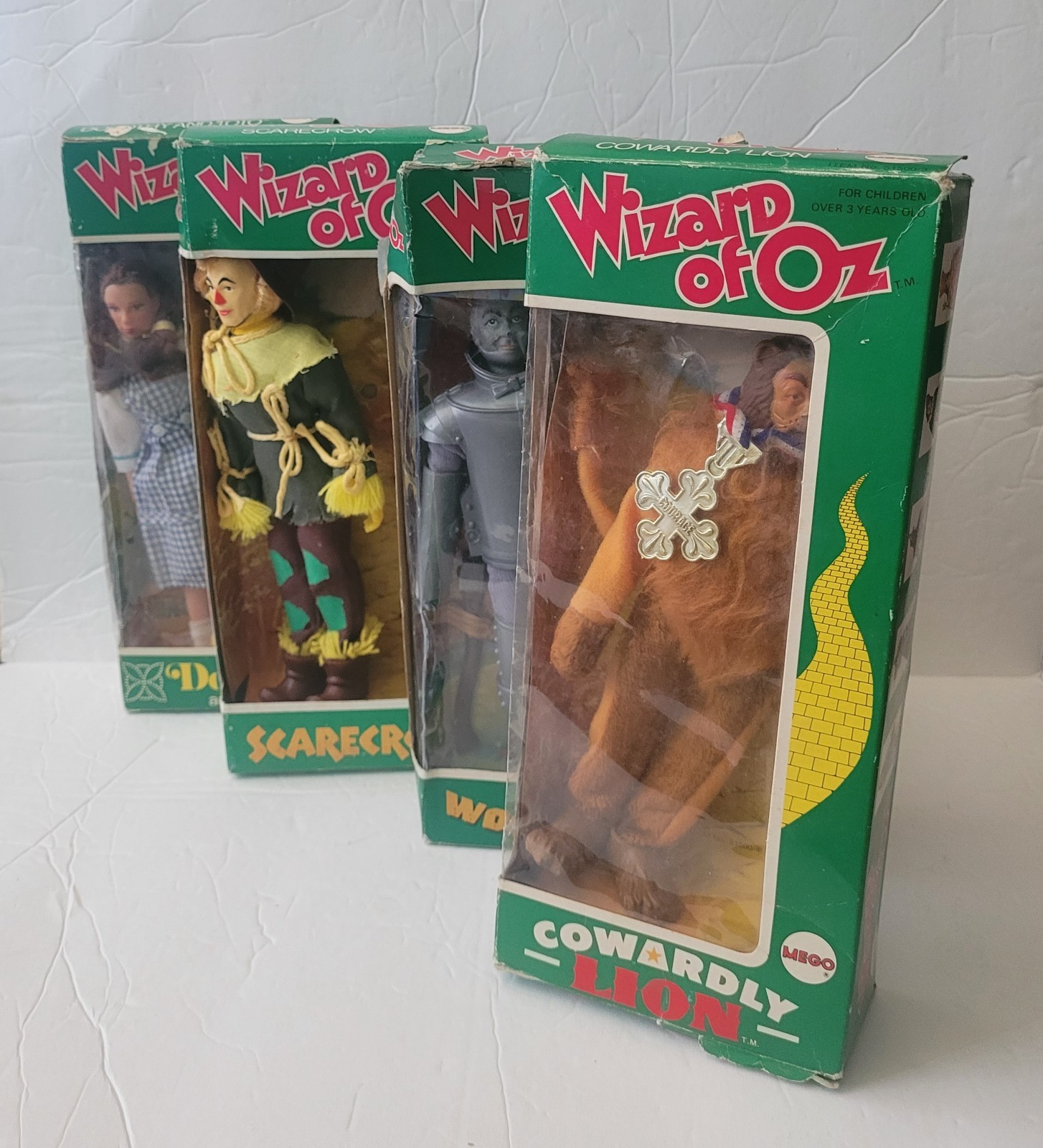 MEGO Wizard of Oz DOROTHY, SCARECROW, TIN MAN, LION 8″ Figure DOLLS LOT of 4 BOX