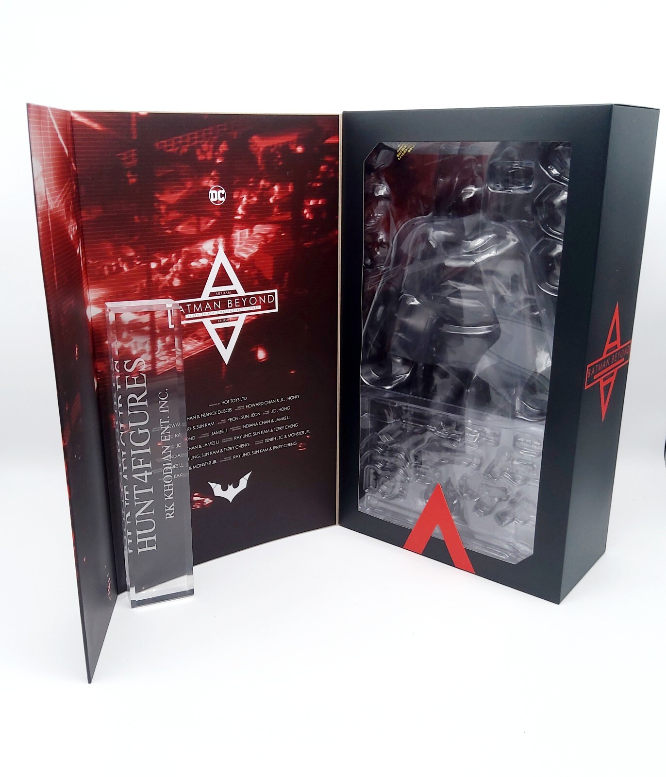 Hot Toys VGM39 Batman Beyond Arkham Knight 1/6 action figure’s Empty Art Box