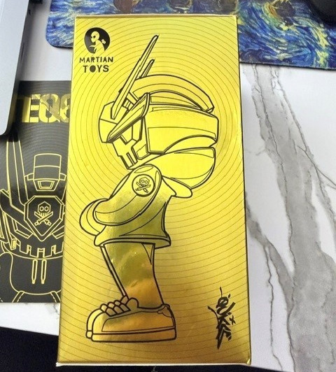 Quiccs TEQ63 Nintendo NES Figure- IamRetro x Martian Toys