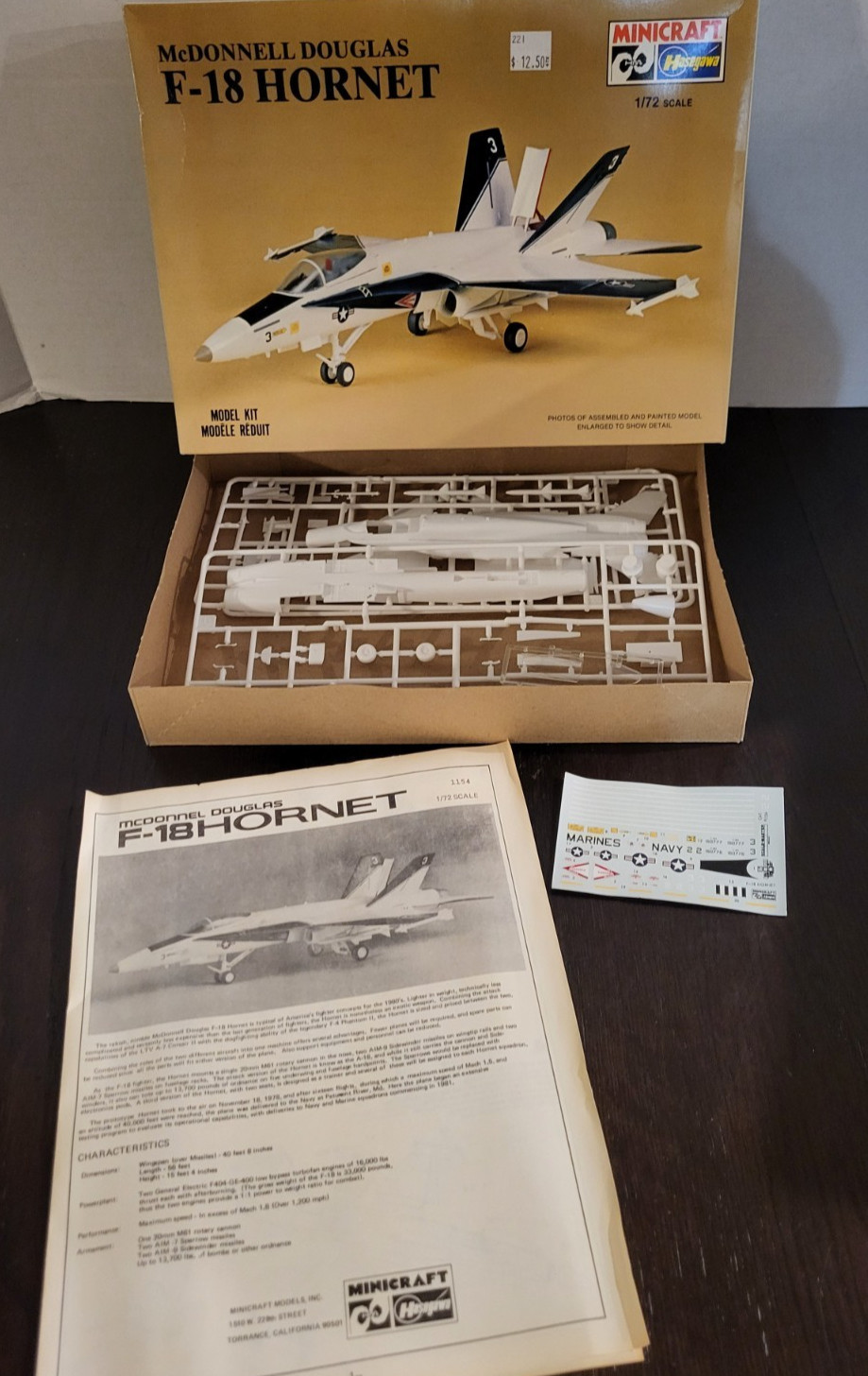 McDonnell Douglas F-18 Hornet 1/72 HASEGAWA Plane Model Kit NEW Unbuilt