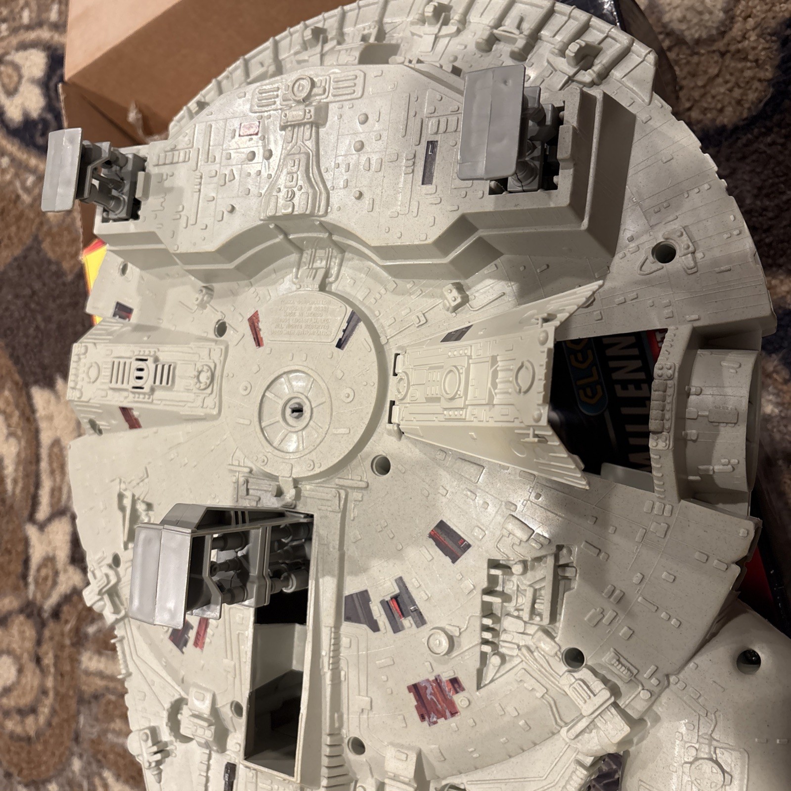 Millennium Falcon Electronic 1995 STAR WARS Power of the Force Kenner SEALED NEW
