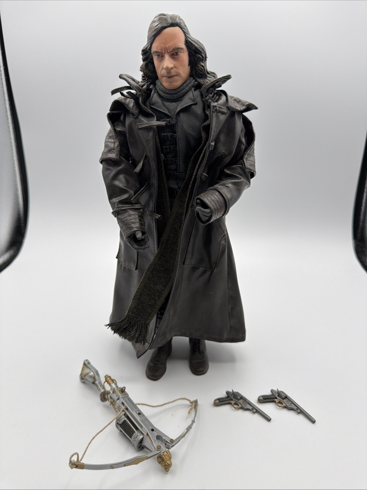 2004 Sideshow Hugh Jackman As Van Helsing 12″ Figure loose