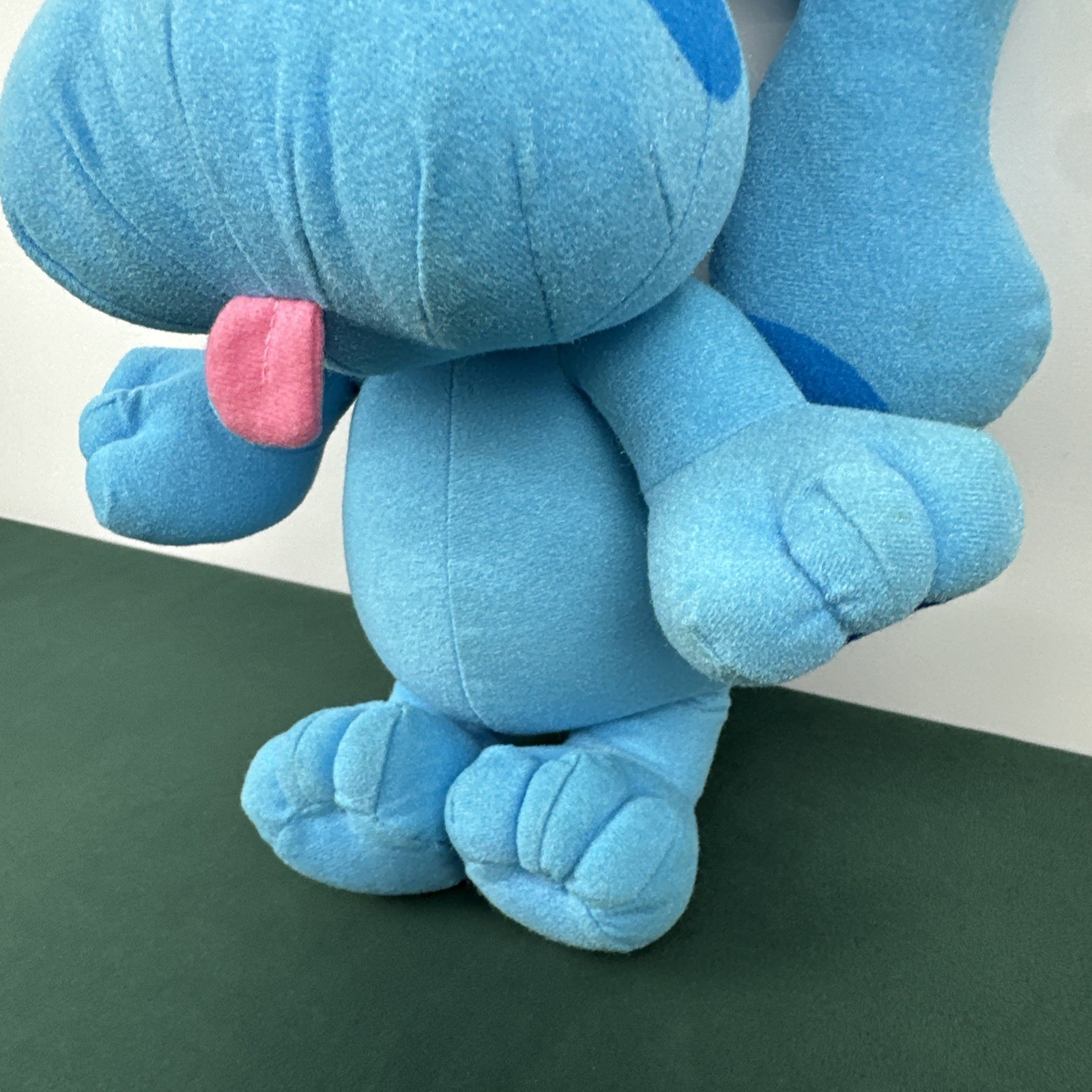Vintage 1997 Tyco Blues Clues SING ALONG BLUE 12″ Talking Stuffed Plush (WORKS)
