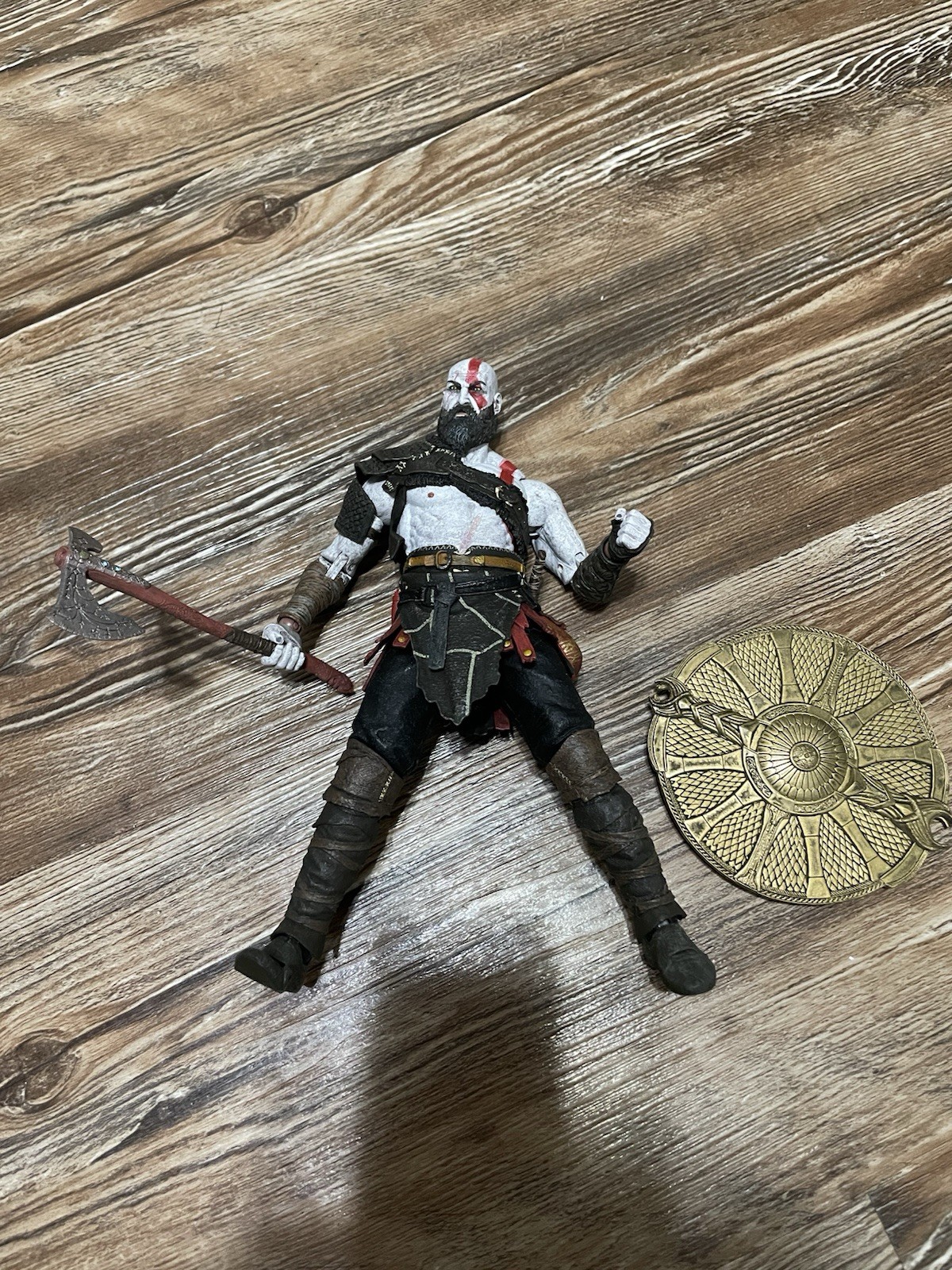 God of War (2018) Kratos Action Figure NECA Ultimate 7in Fig w/ Axe Shield