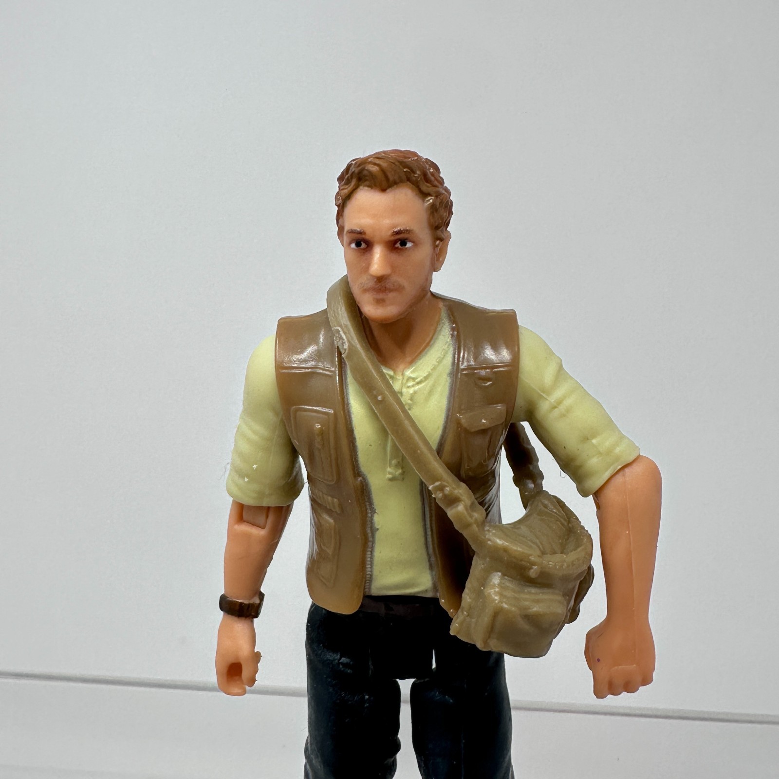 Jurassic World Owen Grady Figure Fallen Kingdon Dinosaur Trainer Posable 3.75″