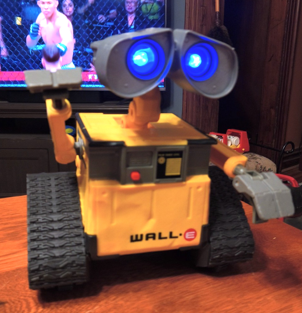 Thinkway Toys WALL-E Robot 8.50 in Action Figure