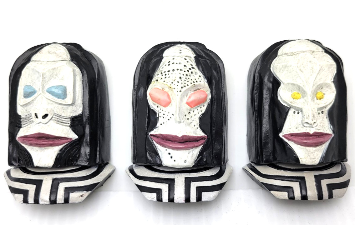 Dada A B C – Ensky 2008 Ultraman Real Mask Magnet Heads Ultra Kaiju Godzilla