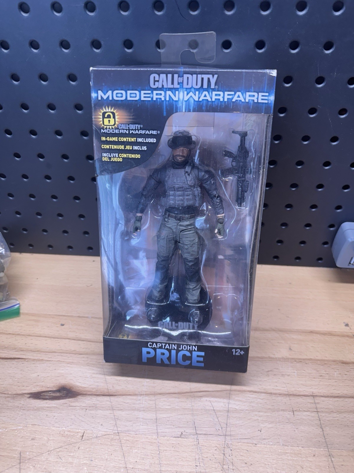McFarlane Toys Call Of Duty Modern Warfare Captain John Price RARE HTF Figure