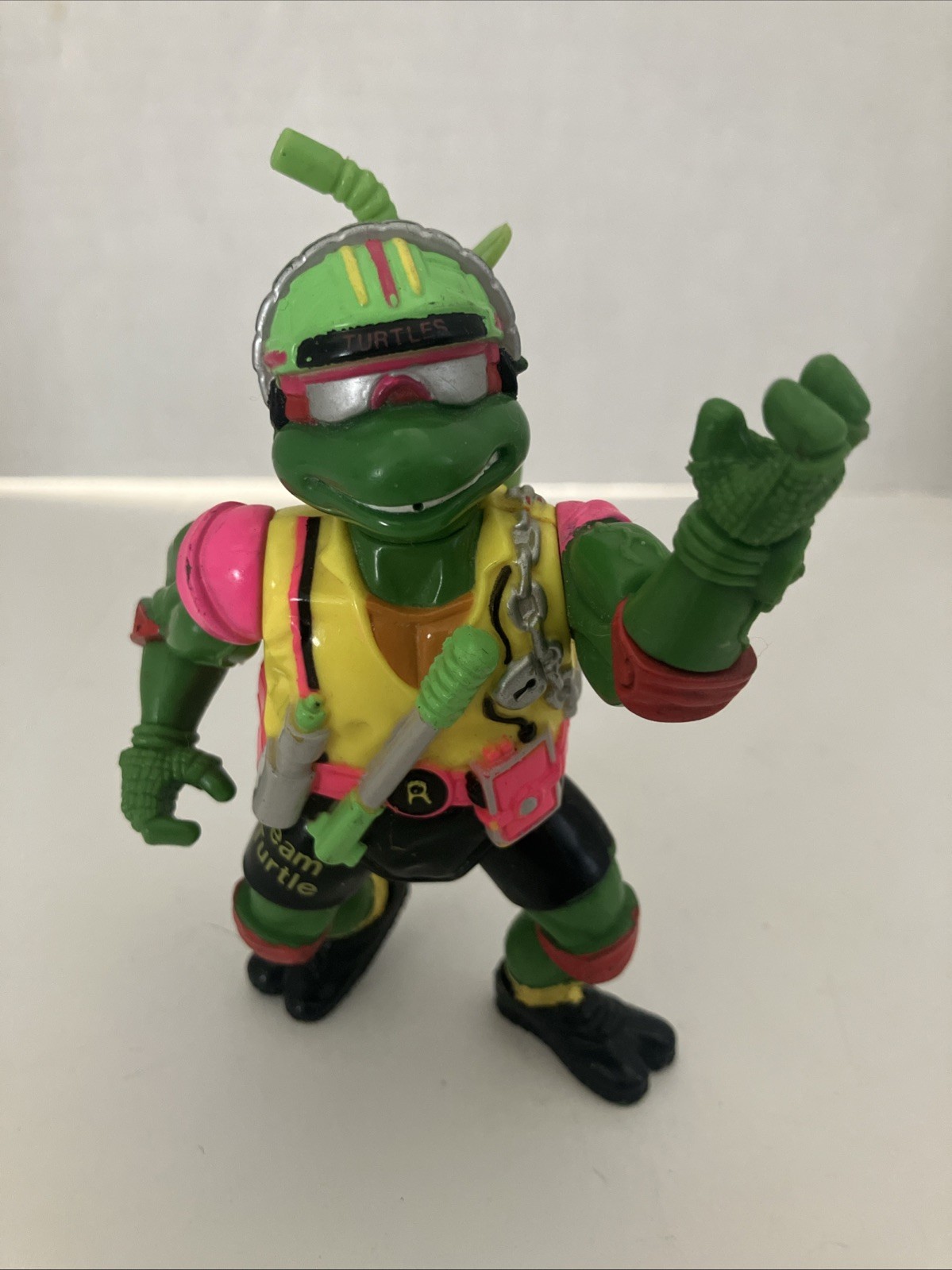 Vintage TMNT Sewer Spitting Cycling Raph Teenage Mutant Ninja Turtles Figure